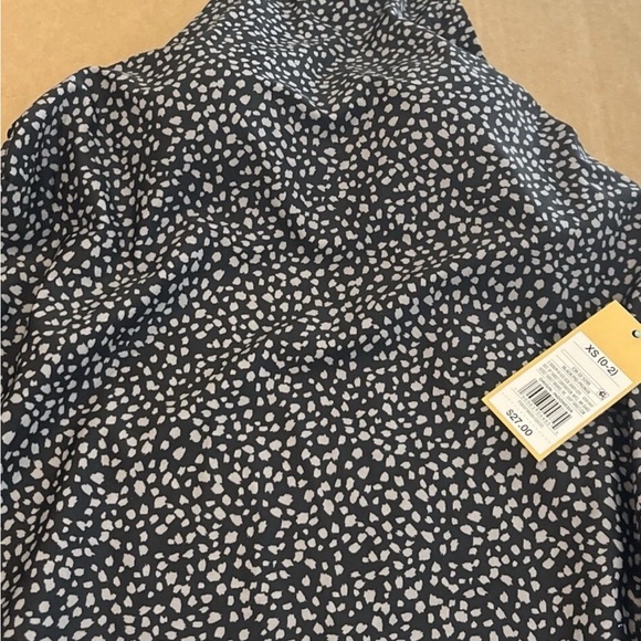 Kona Sol Size XS (0-2) Women's High Neck Tankini Top Black Swimsuit - Picture 8 of 10